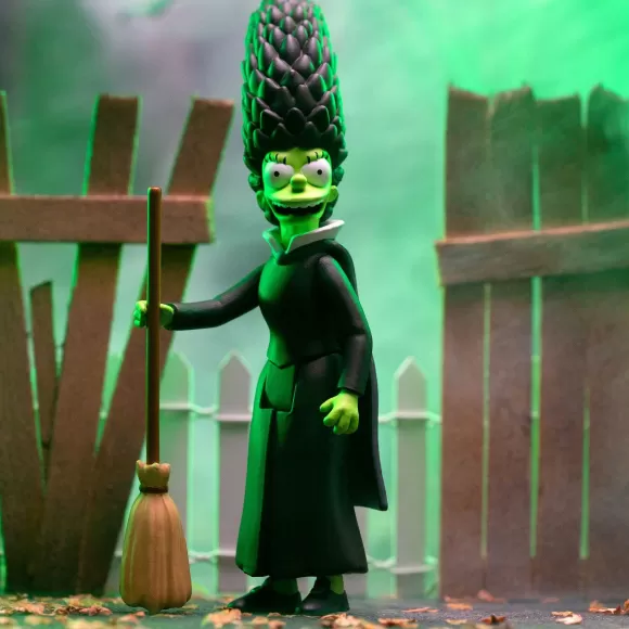 Super7 The Simpsons^The Simpsons Reaction Figures Wave 04 (Tree House Of Horror V2) - Witch Marge